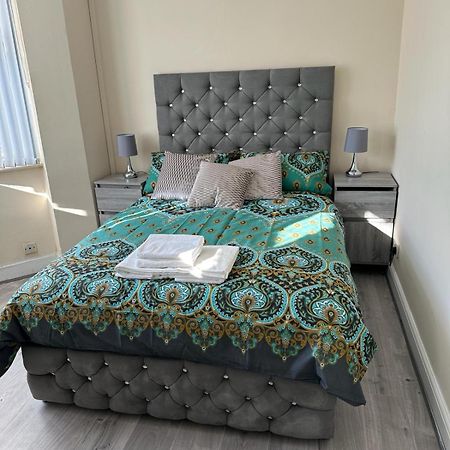 Hotel Elsaro Slough Zewnętrze zdjęcie