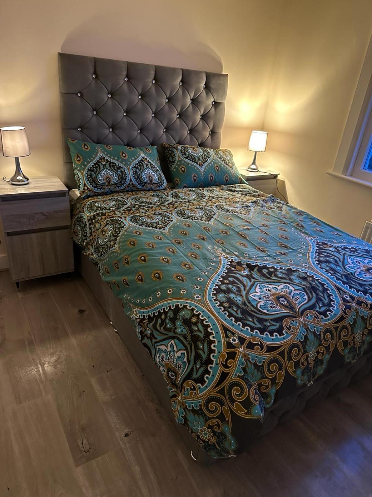 Hotel Elsaro Slough Zewnętrze zdjęcie