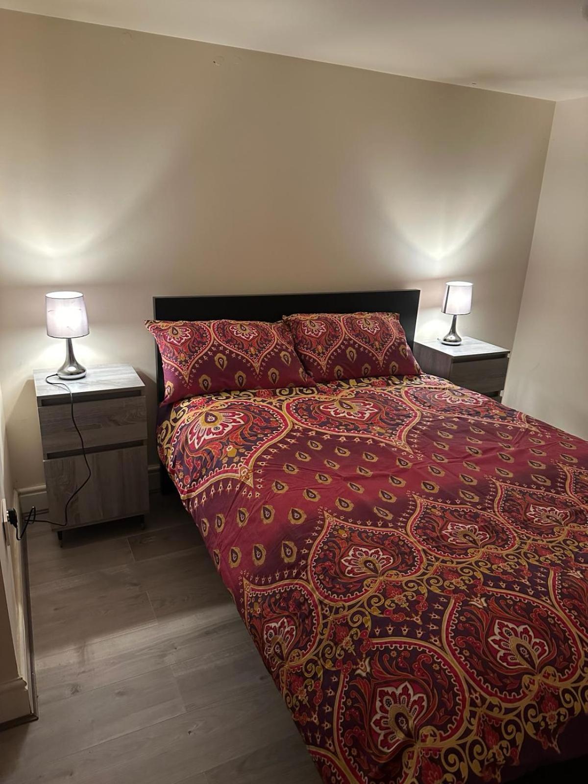 Hotel Elsaro Slough Zewnętrze zdjęcie