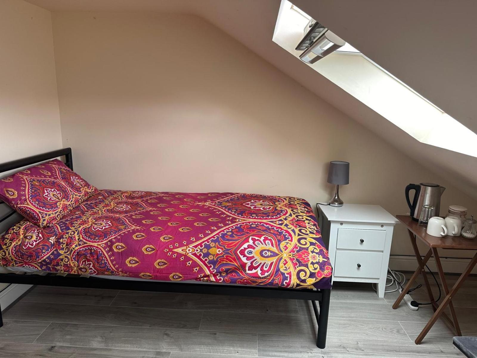 Hotel Elsaro Slough Zewnętrze zdjęcie